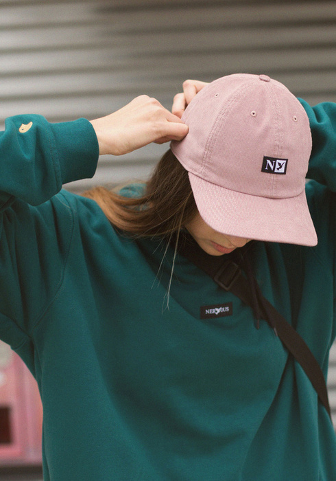 Czapka Nervous Dad Hat Cord Initial Pink