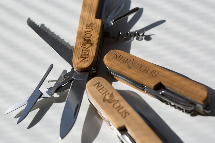 Scyzoryk Nervous Wood