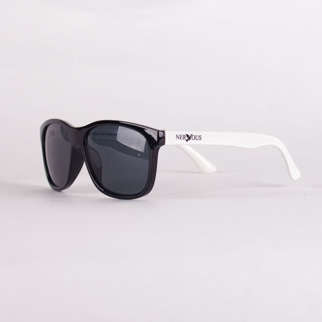 Okulary przeciwsłoneczne Nervous Classic black / white
